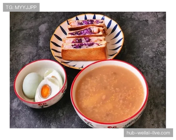 史梦瑶晒早餐，咖啡机像艺术品，我的生活费去哪儿了