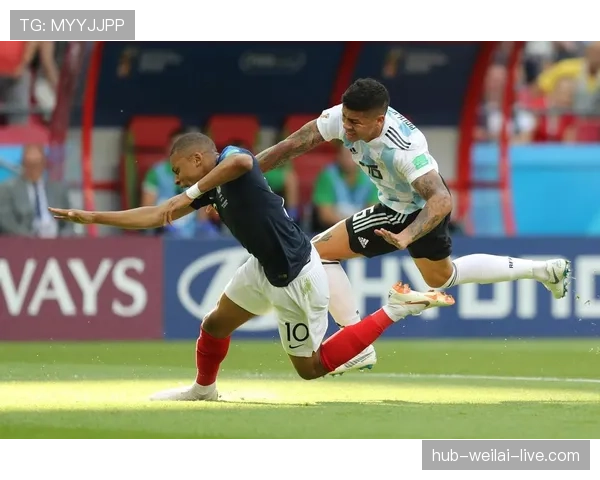 点球规则中的关键判罚条件及裁判执行细节解析